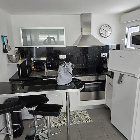 Casa de Férias Petite Maison T2 Valence (Drome)